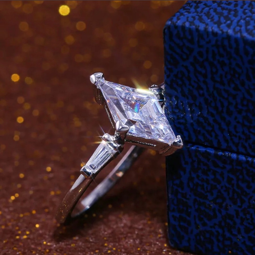 NWT Marquis Cut Sapphire Ring - Picture 2 of 7